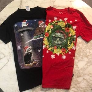 Lot of 2 Holiday/Christmas cat t-shirts